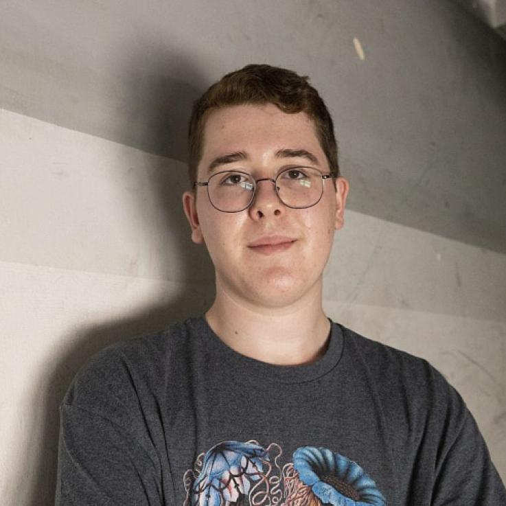 Conscientious objector Shahar Schwartz, 18, before entering military prison for his refusal to serve in the Israeli army. (Oren Ziv)